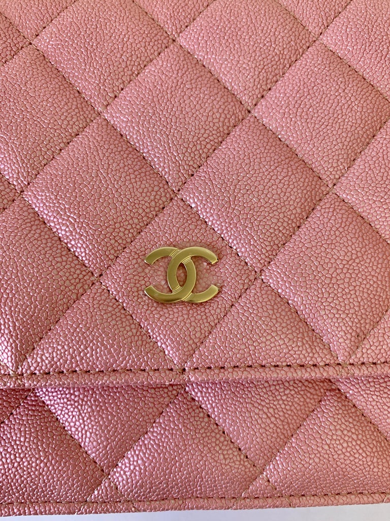 Chanel Wallet on Chain 19s Iridescent Pearly Pink Woc Caviar Cross Bo ...