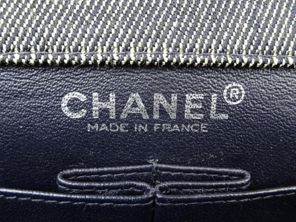 Chanel Wallet on Chain 210873 Grey Quilted Denim Shoulder Bag For Sale 6