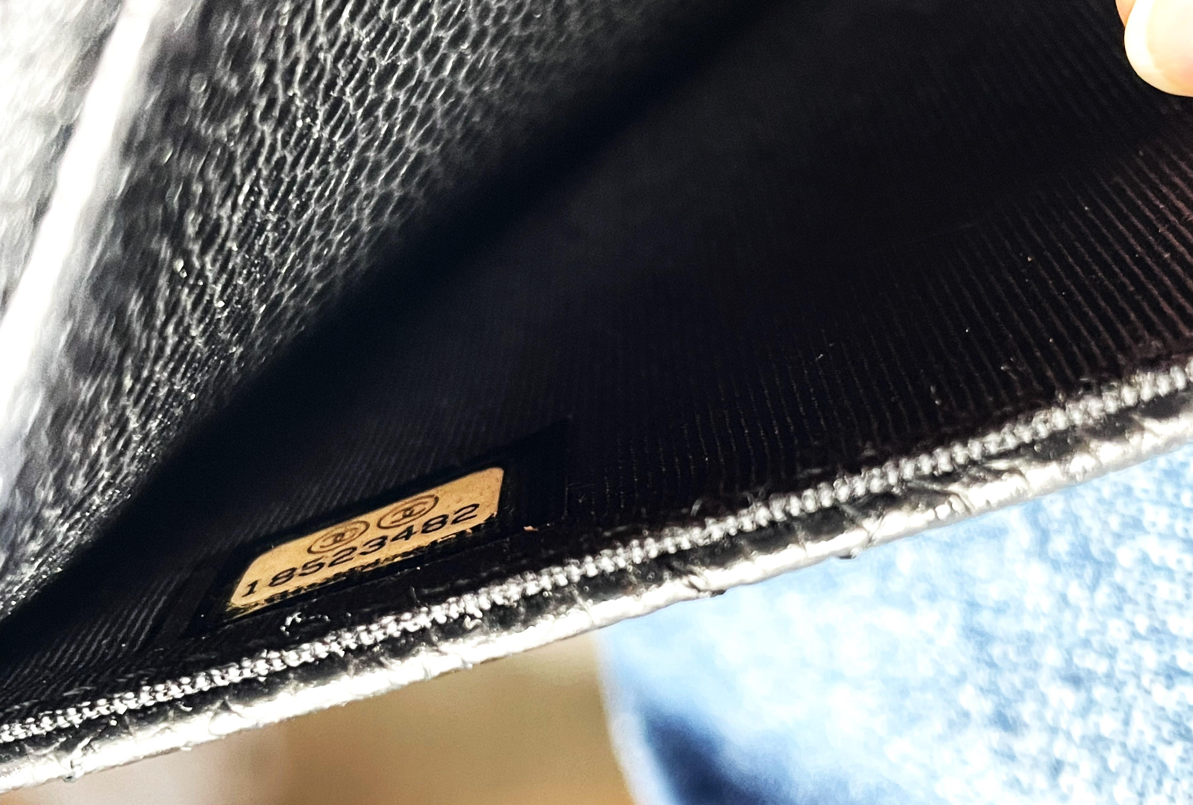 CHANEL WALLET ON CHAIN, black Caviar leather, long carrying chain , ID Carte For Sale 5
