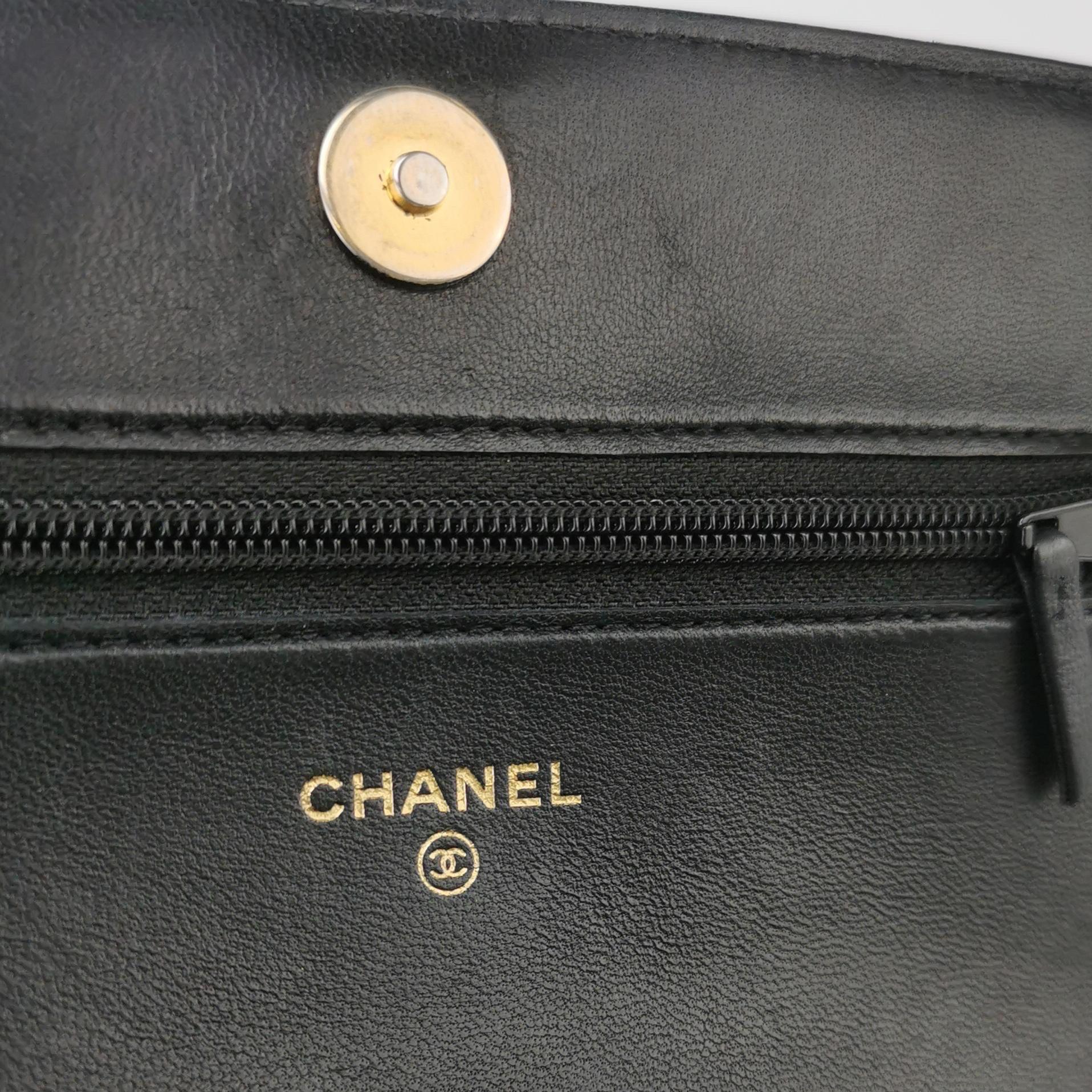 Chanel Wallet on Chain Boy Flap Black Lambskin Leather Gold Hardware For Sale 7