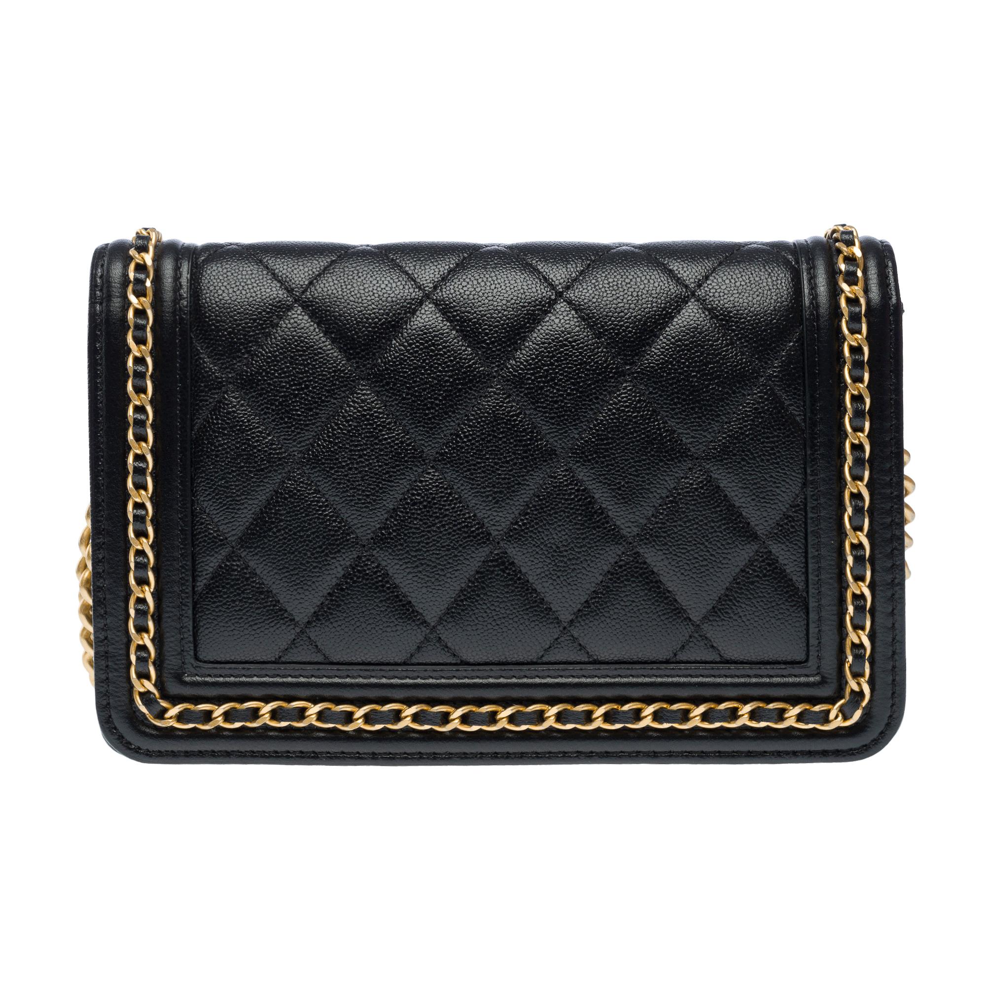 Women's Chanel Wallet on Chain Chain Around shoulder bag in Black Caviar leather, GHW For Sale