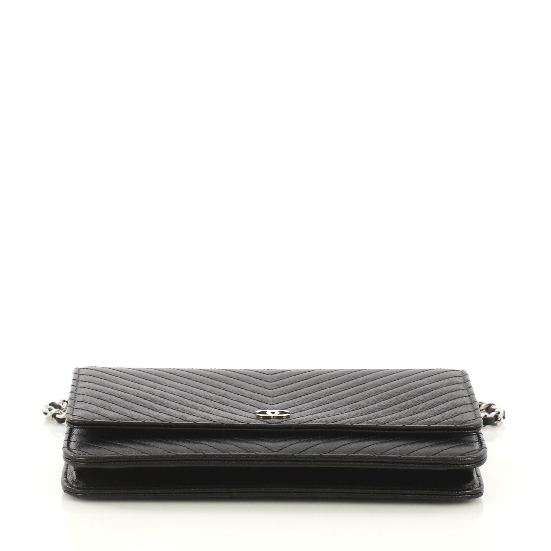 Chanel Wallet on Chain Chevron Caviar In Excellent Condition In NY, NY