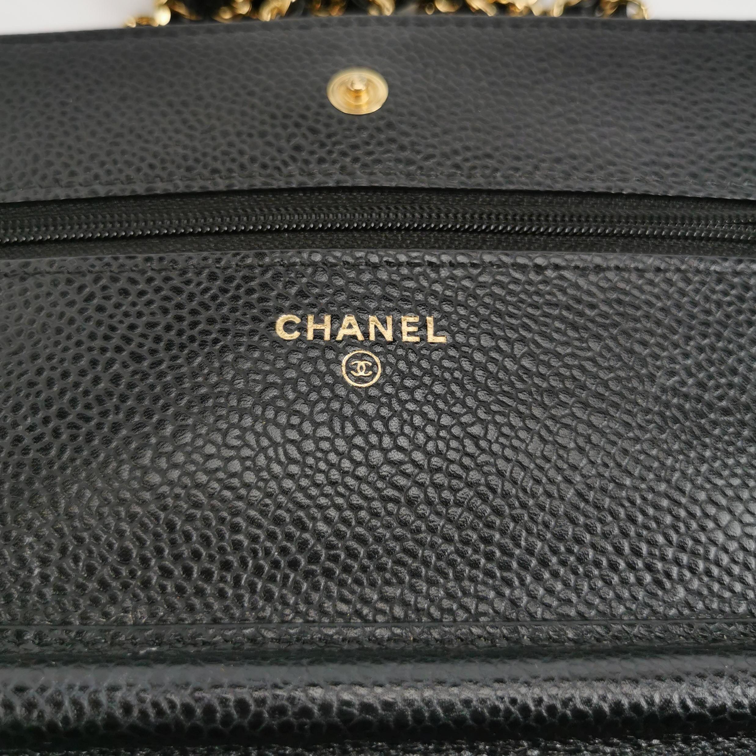 Chanel Wallet on Chain Classic Flap Black Caviar Leather Gold Hardware 2016-17 For Sale 2