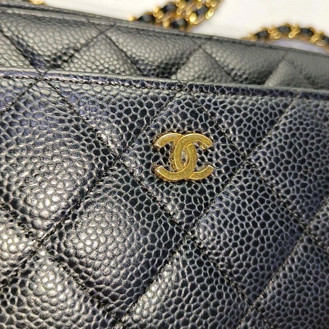 Chanel Wallet on Chain Classic Flap Black Caviar Leather Gold Hardware 2016-17 For Sale 5