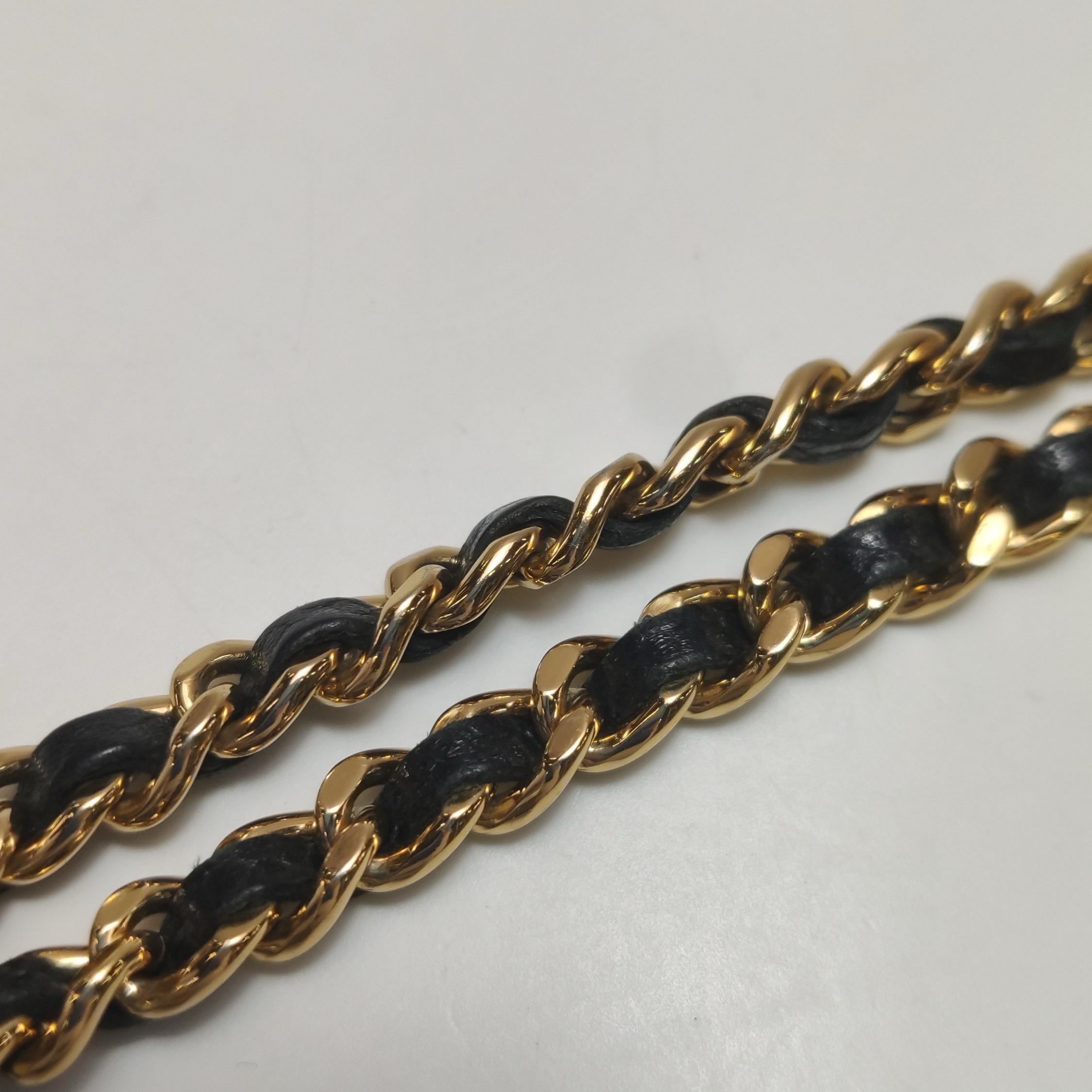 Chanel Wallet on Chain Classic Flap Black Caviar Leather Gold Hardware 2018-19 en vente 7