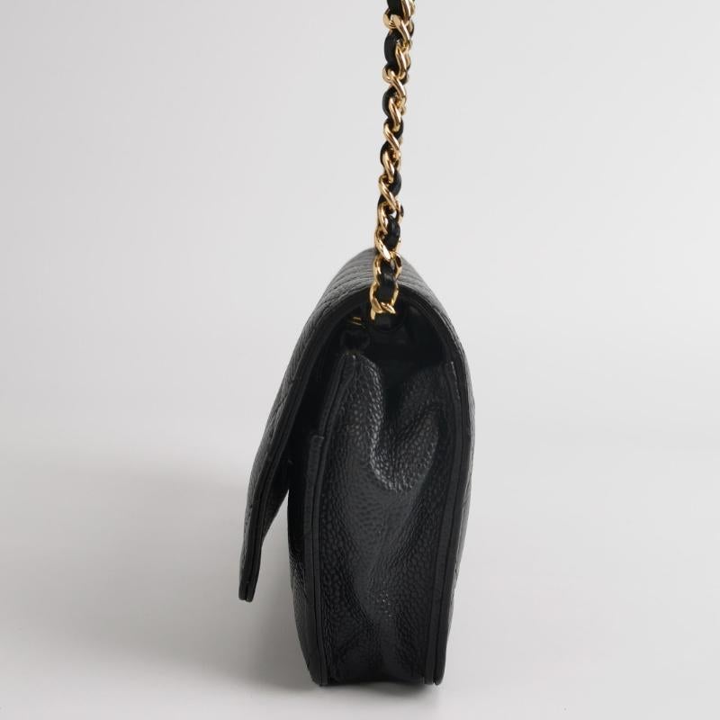 Noir Chanel Wallet on Chain Classic Flap Black Caviar Leather Gold Hardware 2018-19 en vente