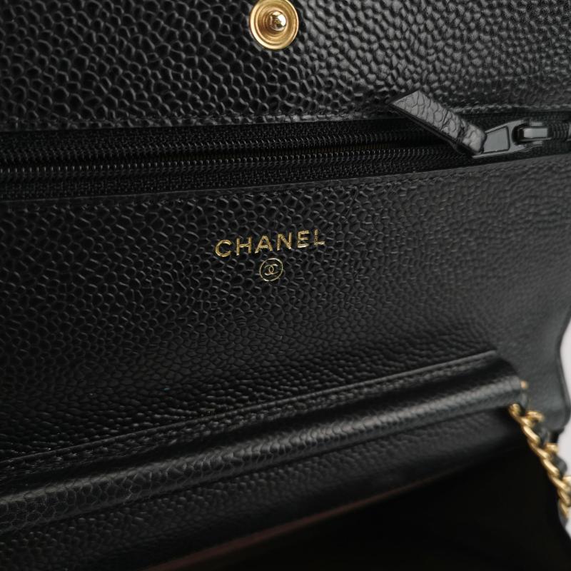 Chanel Wallet on Chain Classic Flap Black Caviar Leather Gold Hardware 2018-19 en vente 1