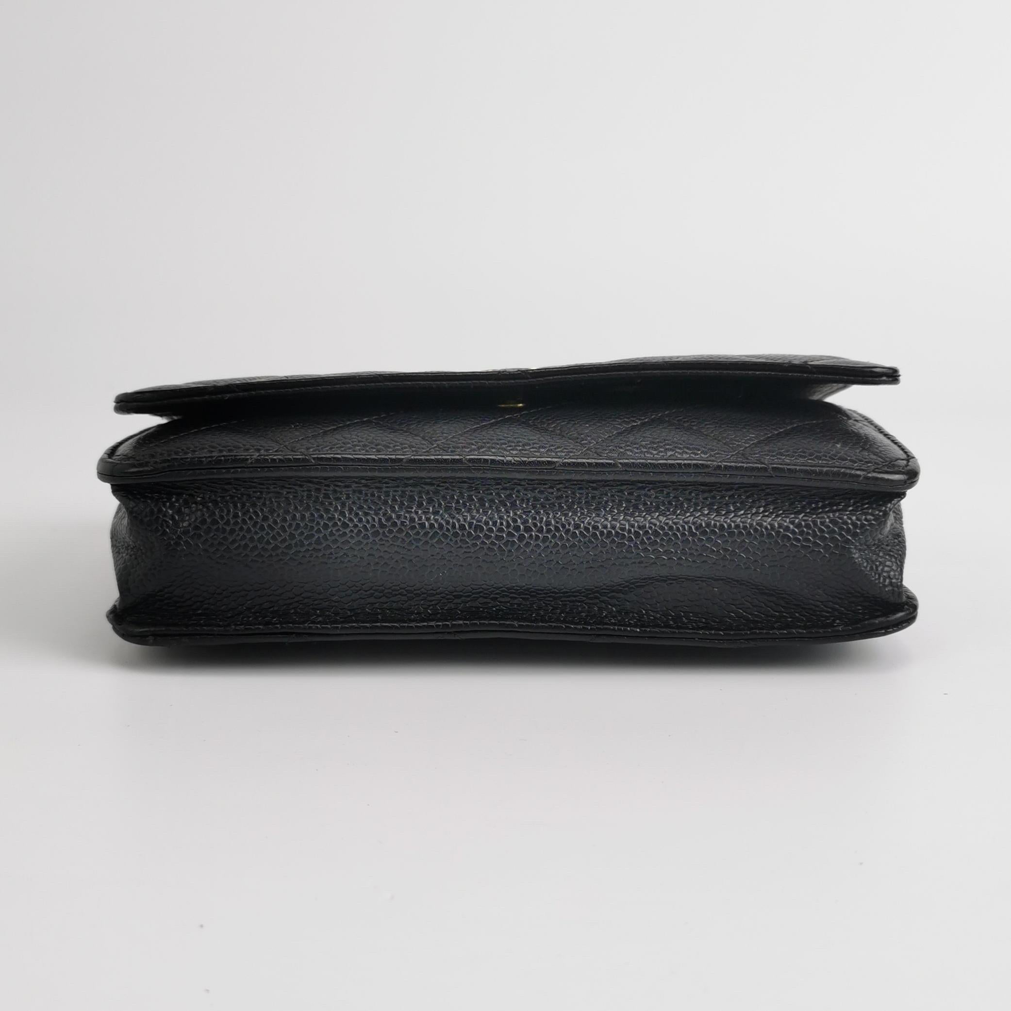 Chanel Wallet on Chain Classic Flap Black Caviar Leather Gold Hardware 2018-19 en vente 1