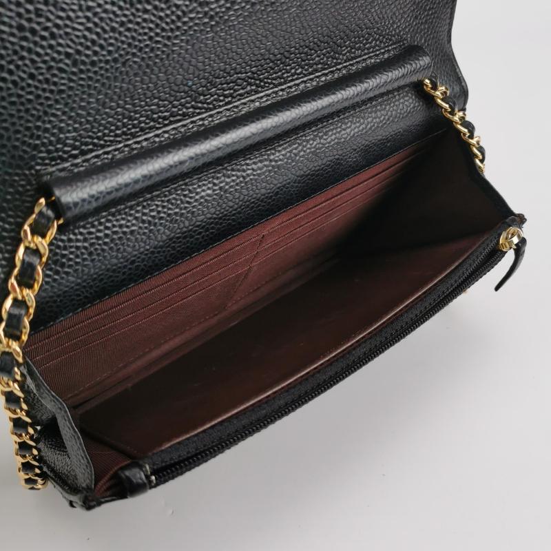 Chanel Wallet on Chain Classic Flap Black Caviar Leather Gold Hardware 2018-19 en vente 2