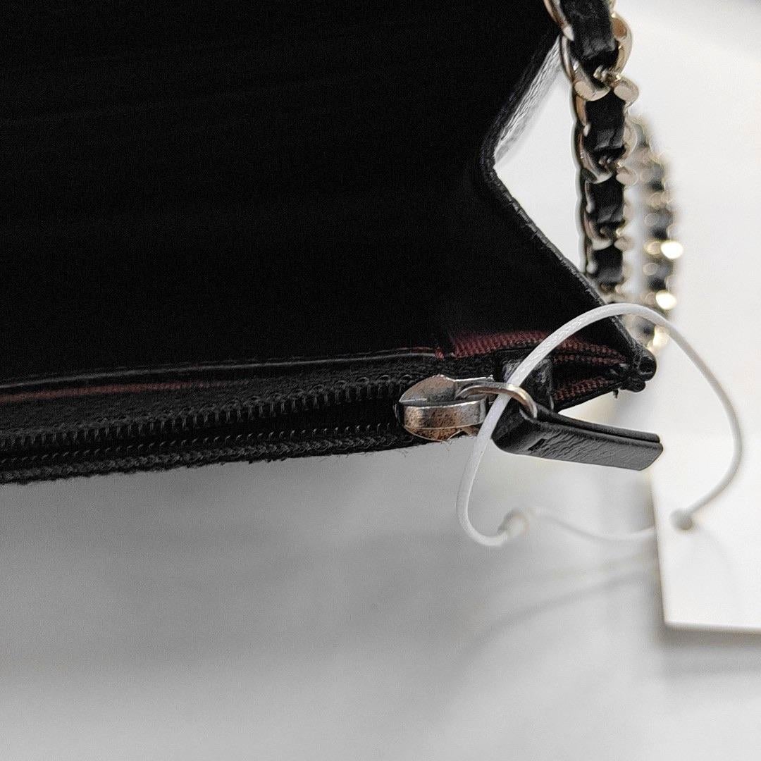 Chanel Wallet on Chain Classic Flap Black Caviar Leather Silver Hardware in vendita 6