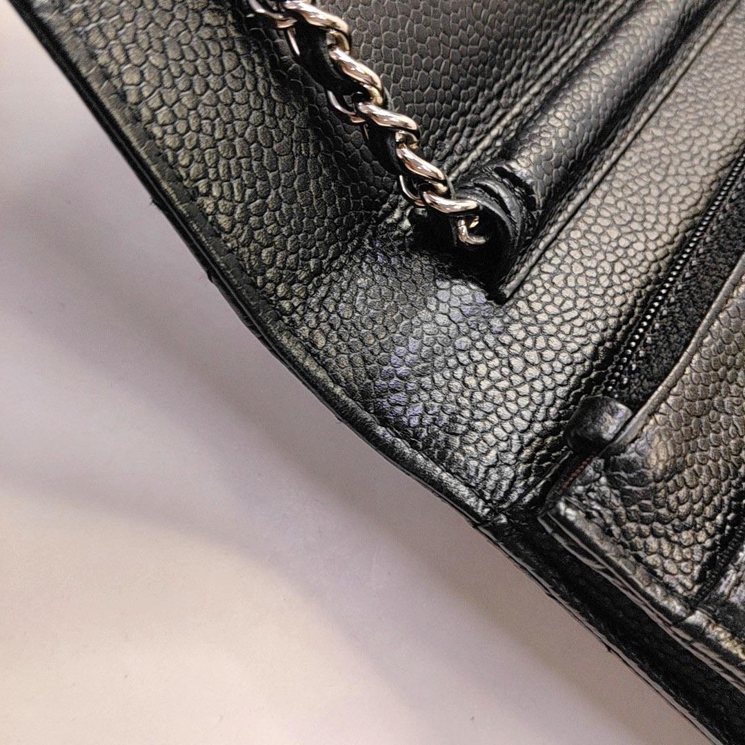 Chanel Wallet on Chain Classic Flap Black Caviar Leather Silver Hardware in vendita 2