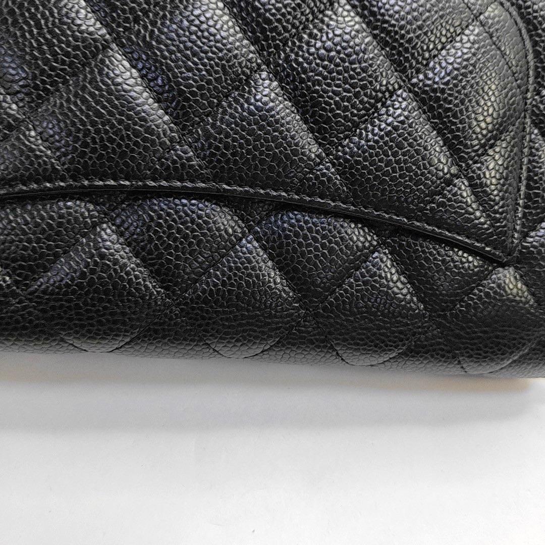 Chanel Wallet on Chain Classic Flap Black Caviar Leather Silver Hardware in vendita 3
