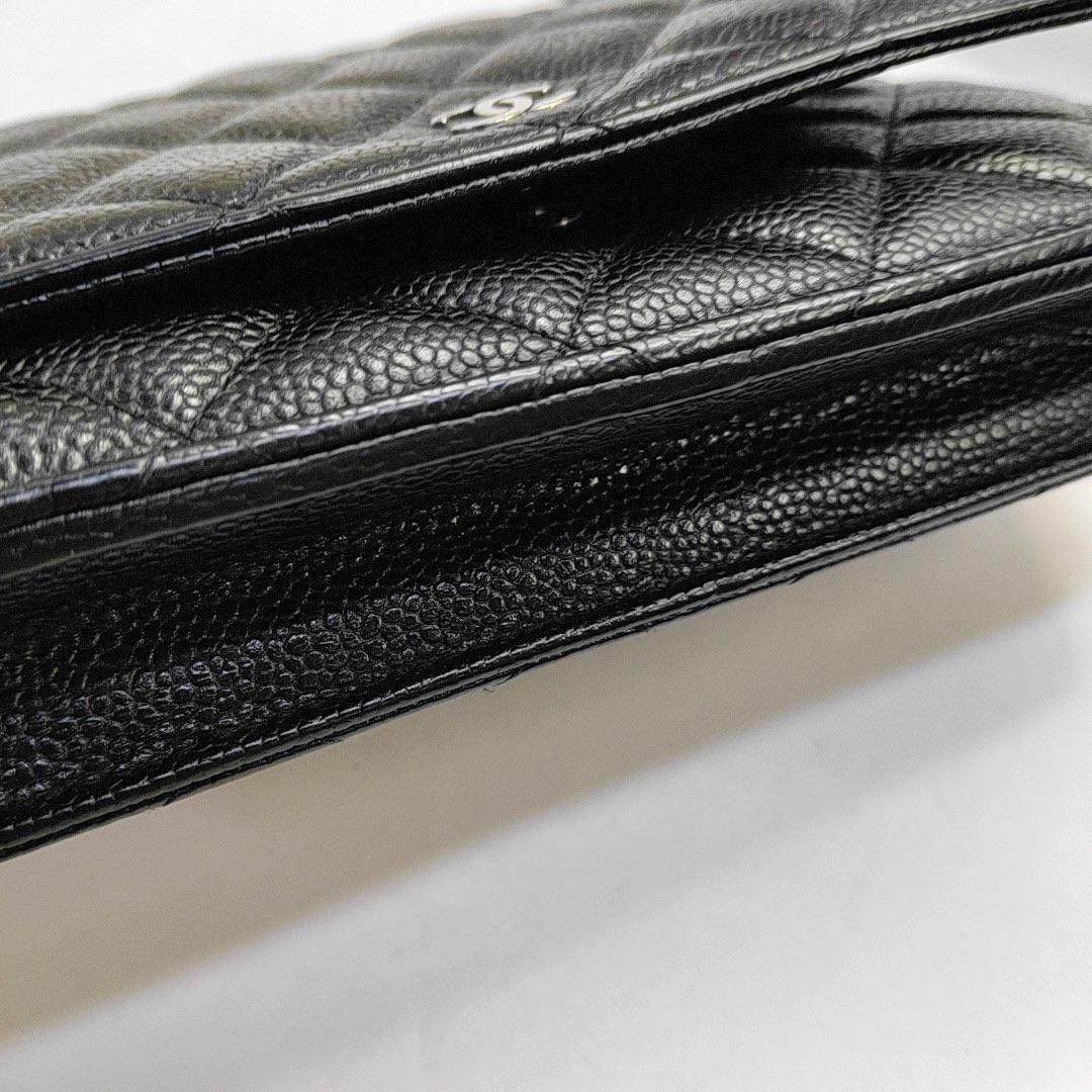 Chanel Wallet on Chain Classic Flap Black Caviar Leather Silver Hardware in vendita 4