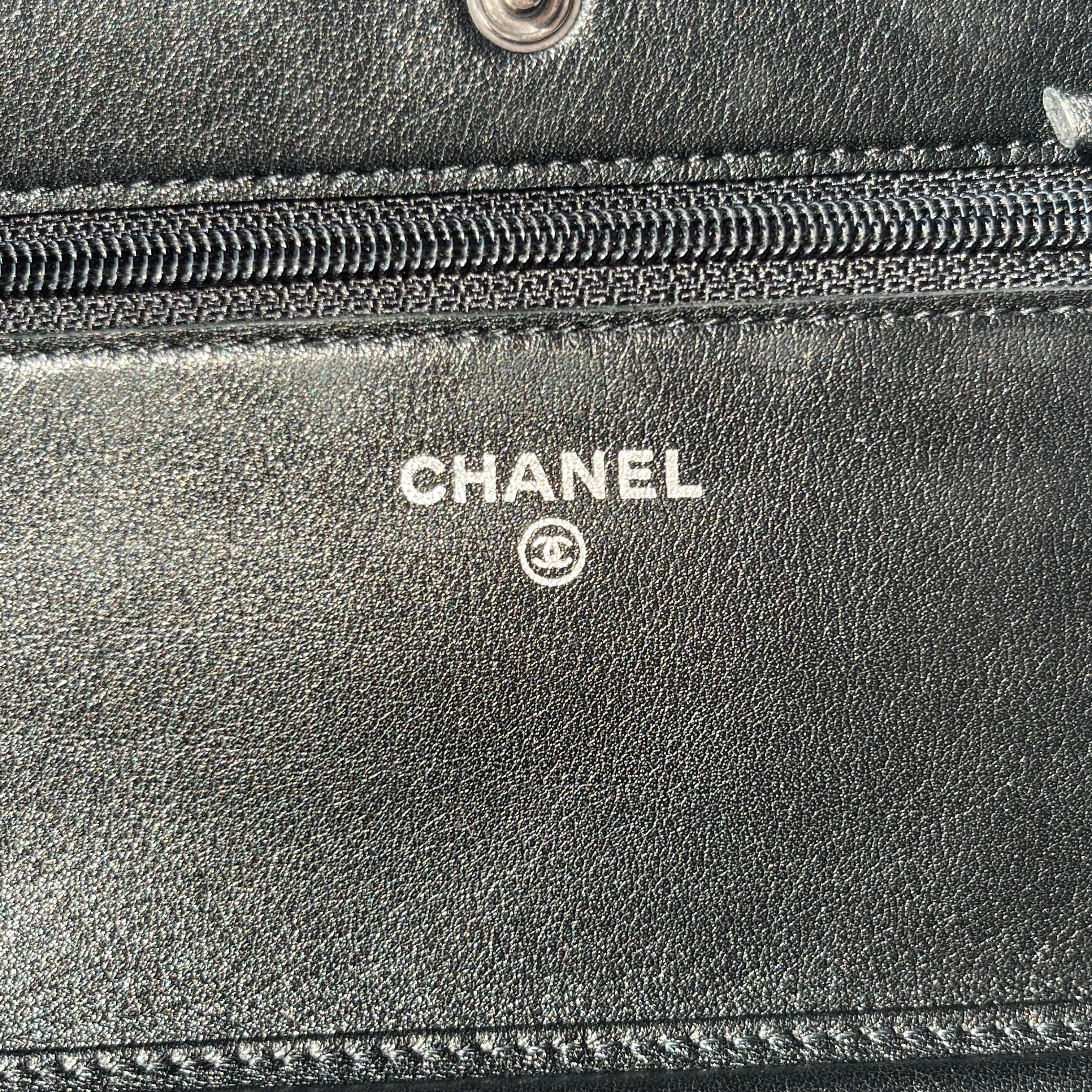 Chanel Wallet on Chain Classic Flap Black Patent Leather 6