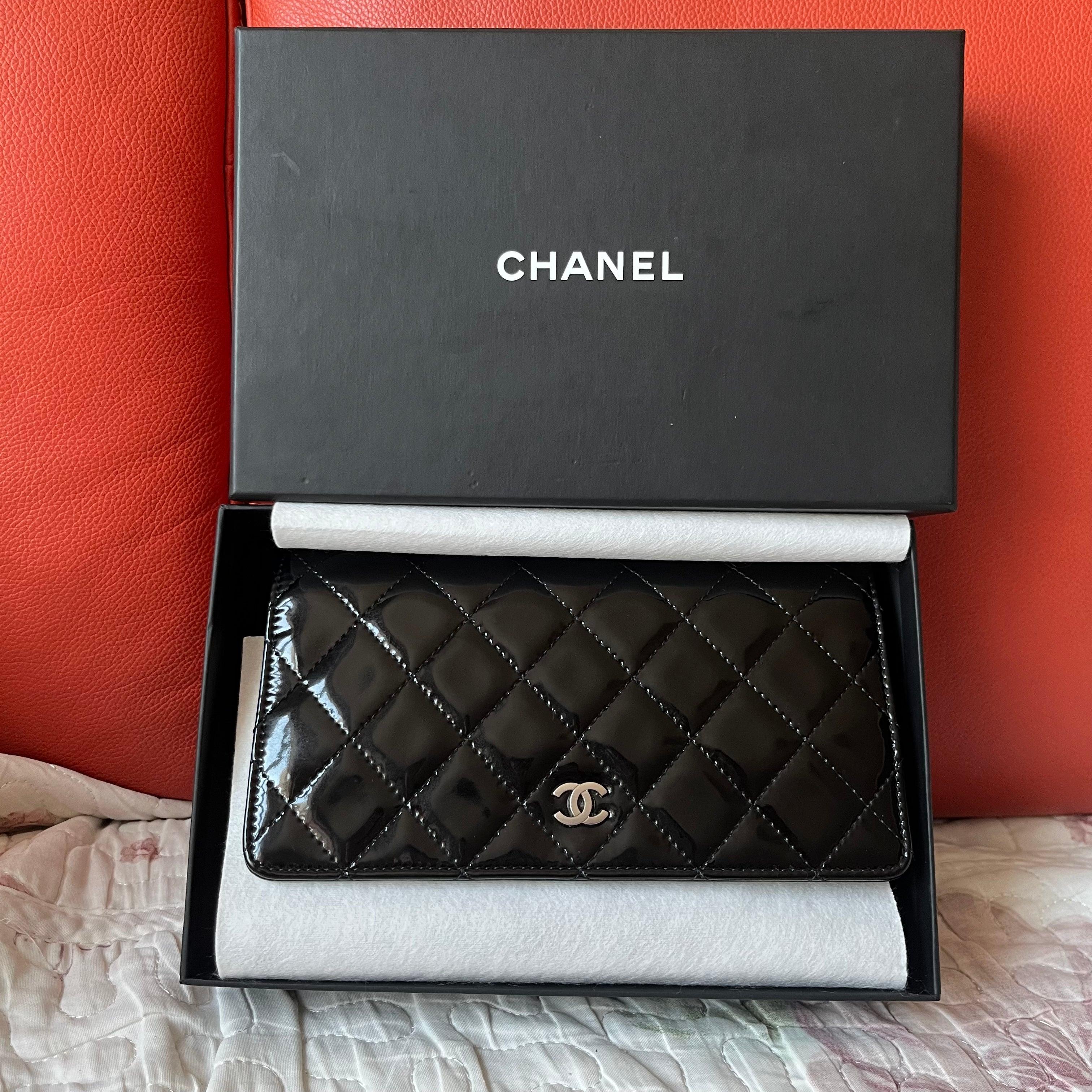 Chanel Wallet on Chain Classic Flap Black Patent Leather 3