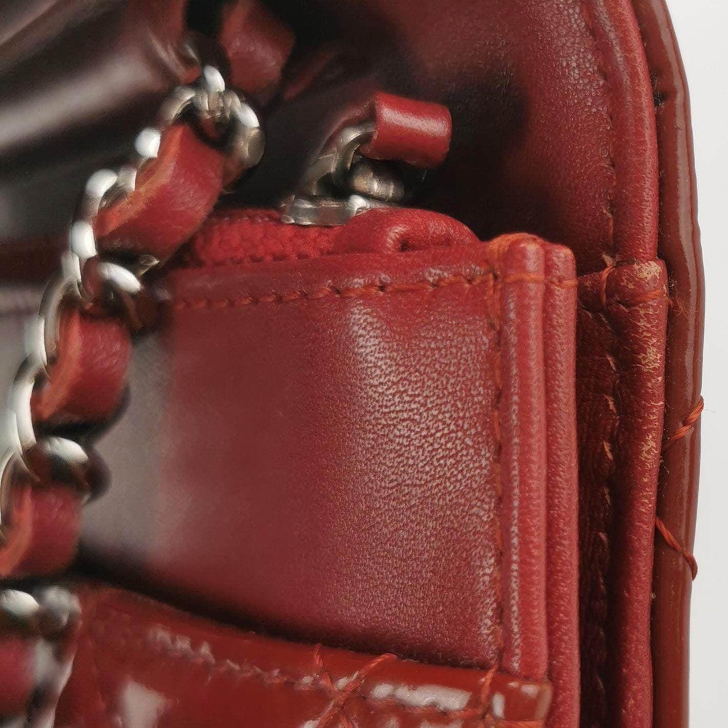 Chanel Wallet on Chain Classic Flap Red Patent Leather For Sale 5