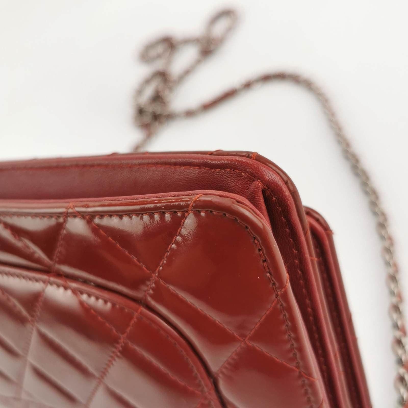 Chanel Wallet on Chain Classic Flap Red Patent Leather For Sale 4