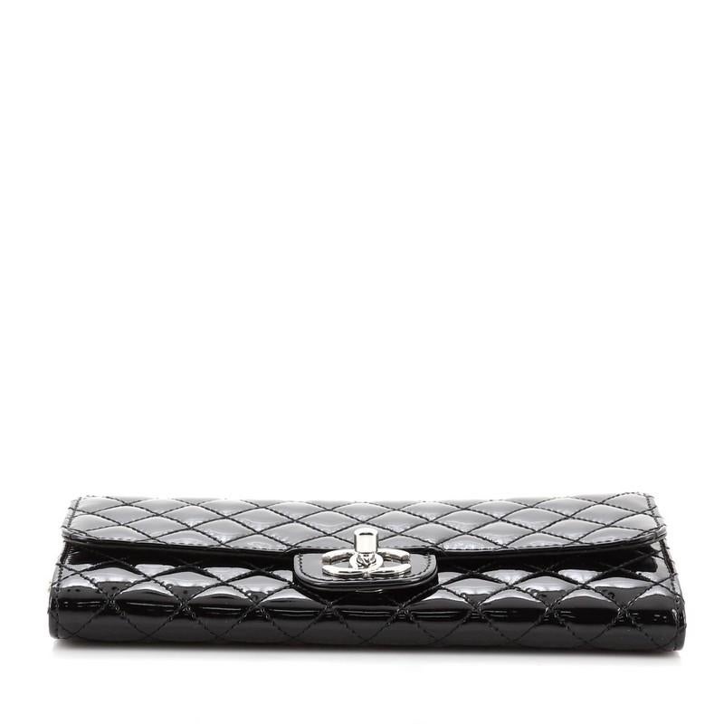 Chanel Wallet On Chain Clutch Quilted Patent East West In Good Condition In NY, NY