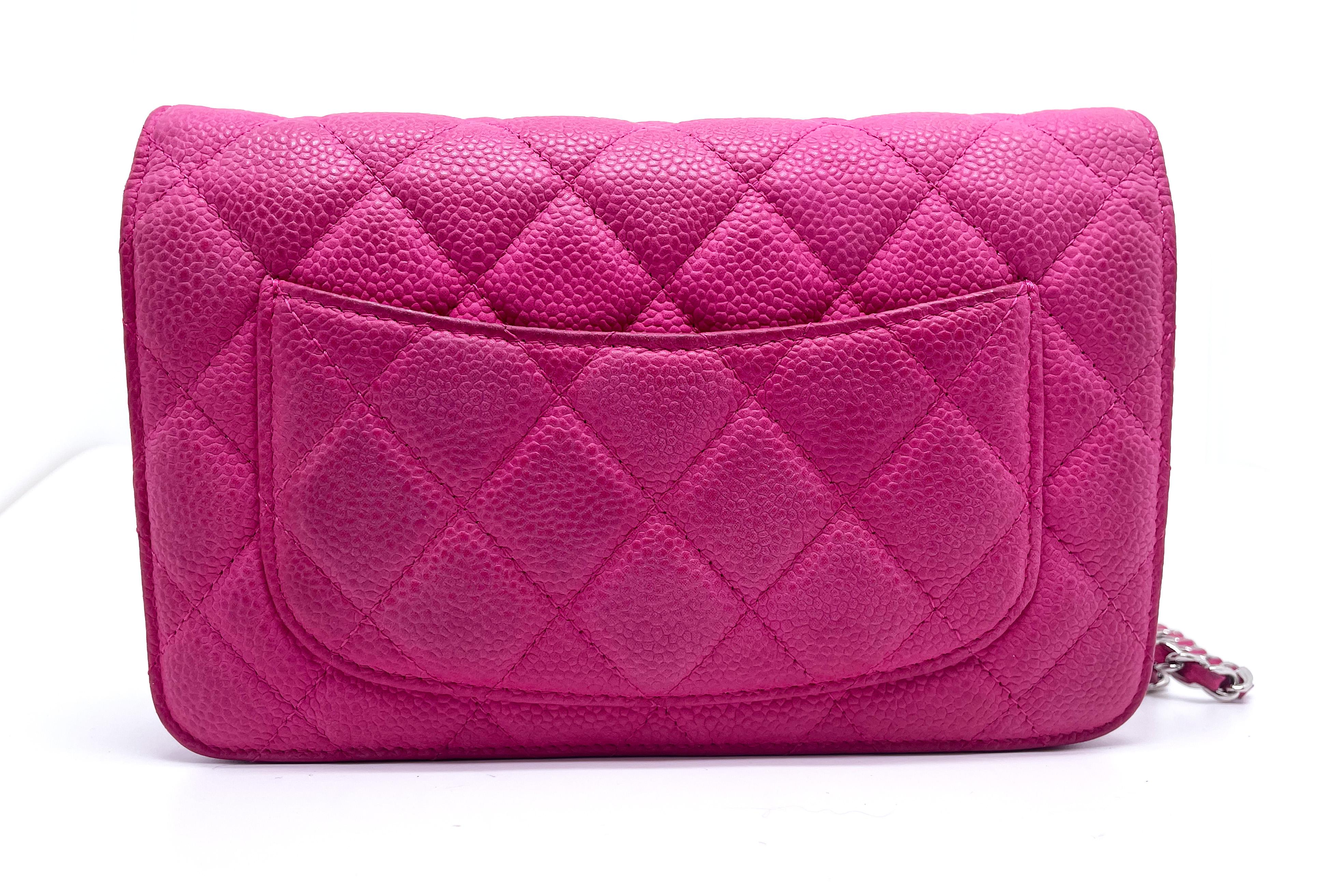 Women's or Men's Chanel Wallet on Chain Handbag Pink Caviar Leather
