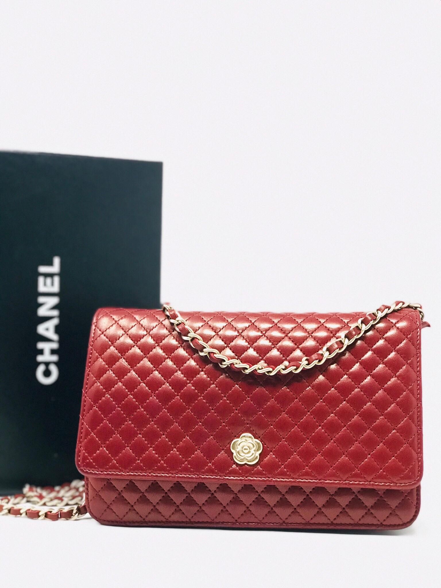 Chanel Wallet on Chain Lambskin Leather Bordeaux .2008 In Good Condition In Milan, IT