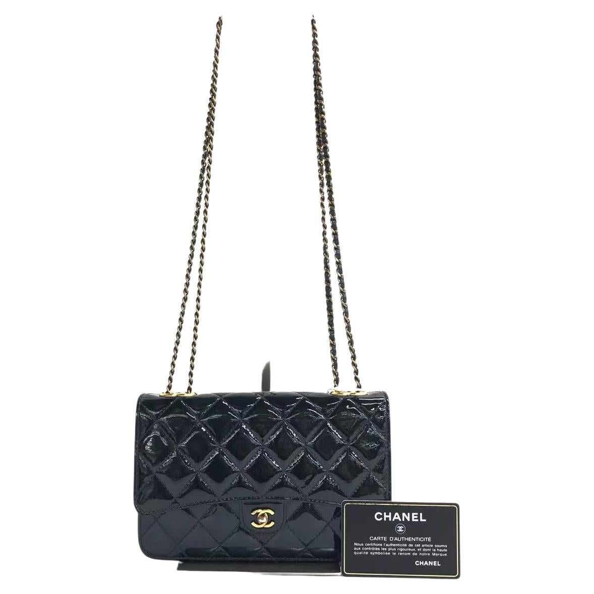 Chanel Wallet on Chain Navy Patent Leather Gold-tone Double Chain, 2015-2016 For Sale
