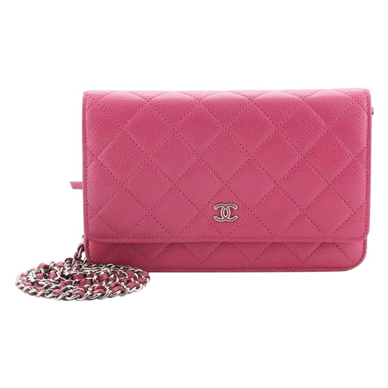 Chanel Zipped Coin Purse - 26 For Sale on 1stDibs