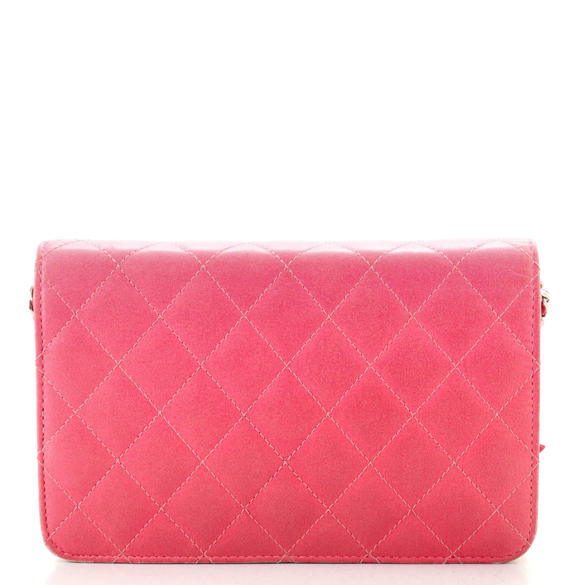 Chanel Wallet on Chain Quilted Ombre Lambskin In Fair Condition In NY, NY