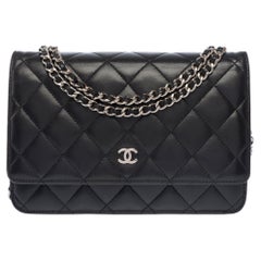CHANEL Wallet on Chain Shoulder Bag Black
