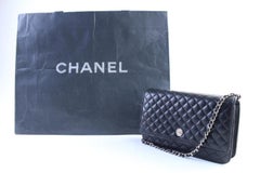Chanel Wallet on Chain (Ultra Rare) Quilted 8cr0417 Black Leather Cross Body Bag