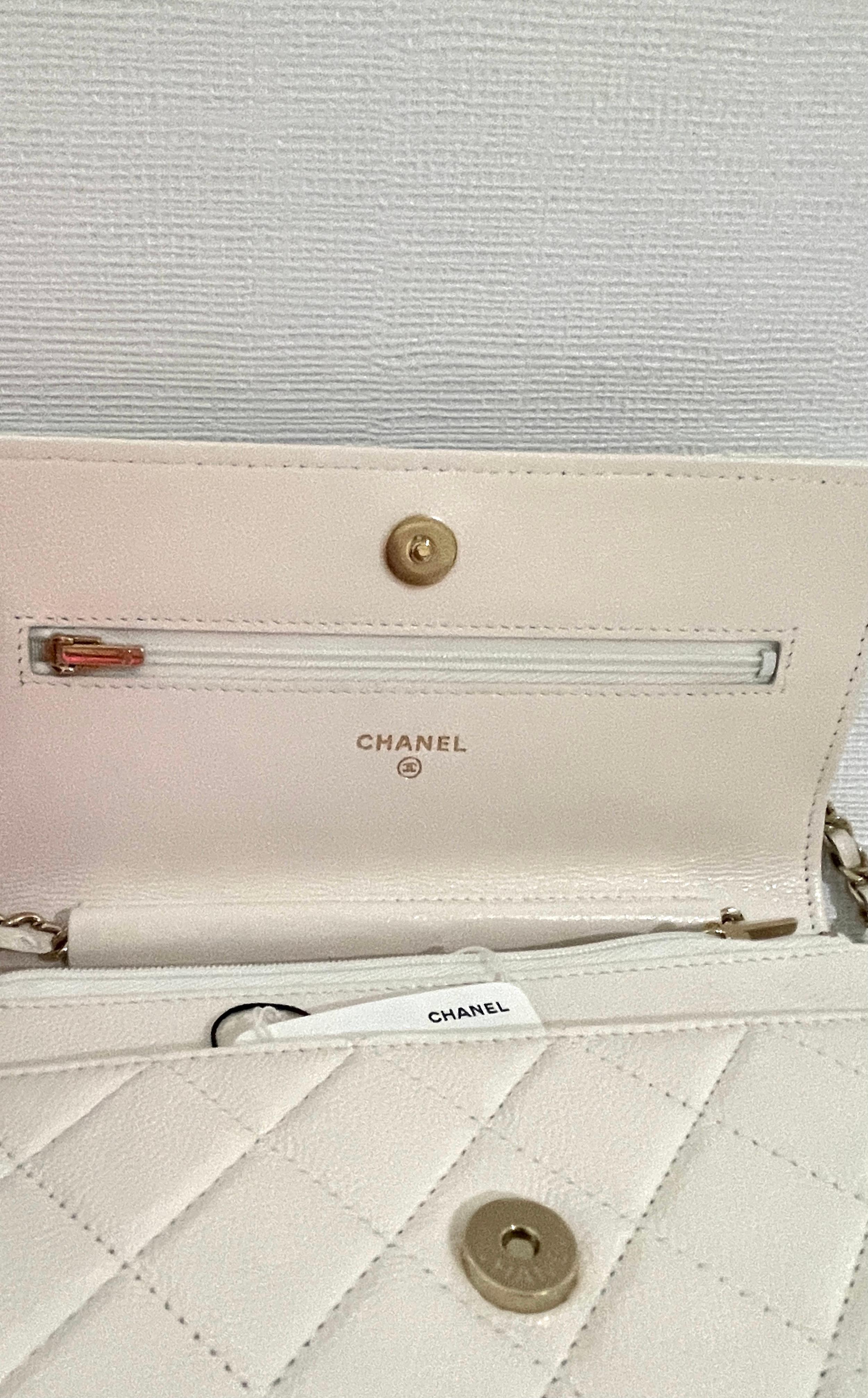 chanel sarah medium wallet