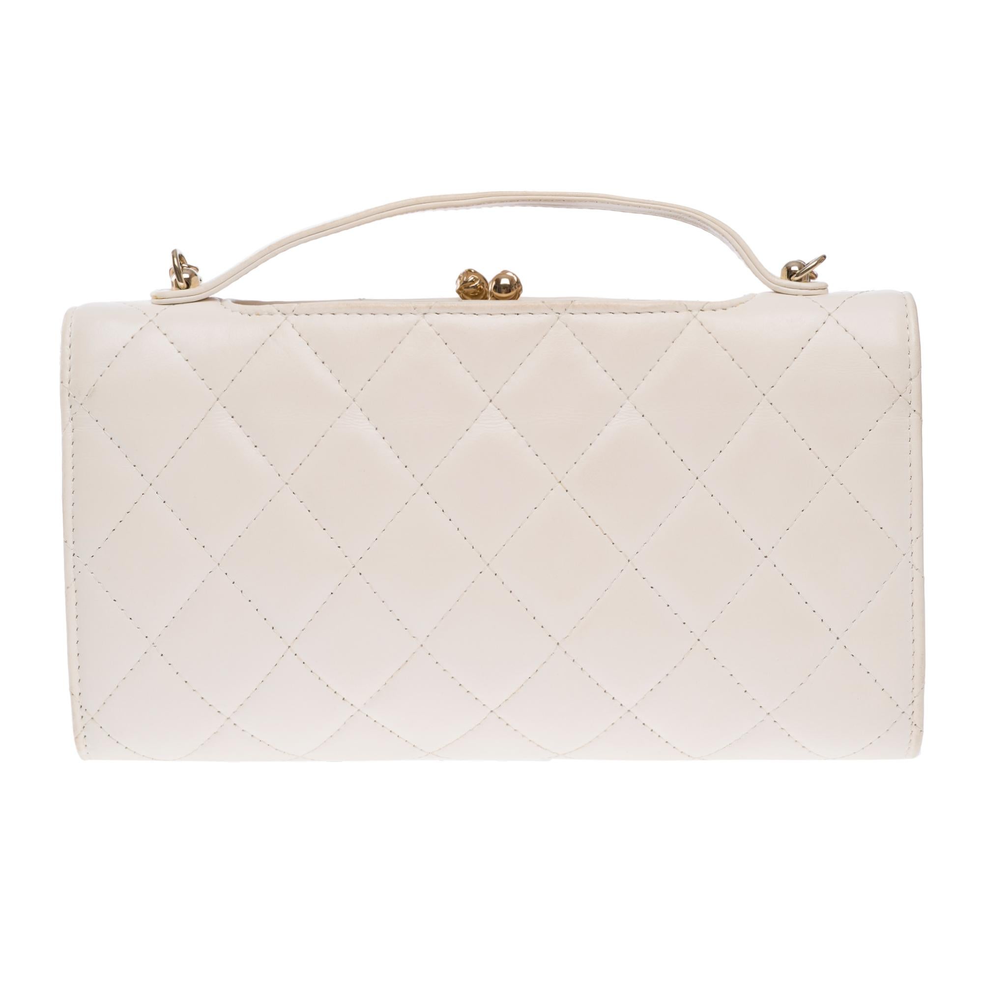 Chanel Wallet on Chain (WOC)  handle In Excellent Condition For Sale In Paris, IDF