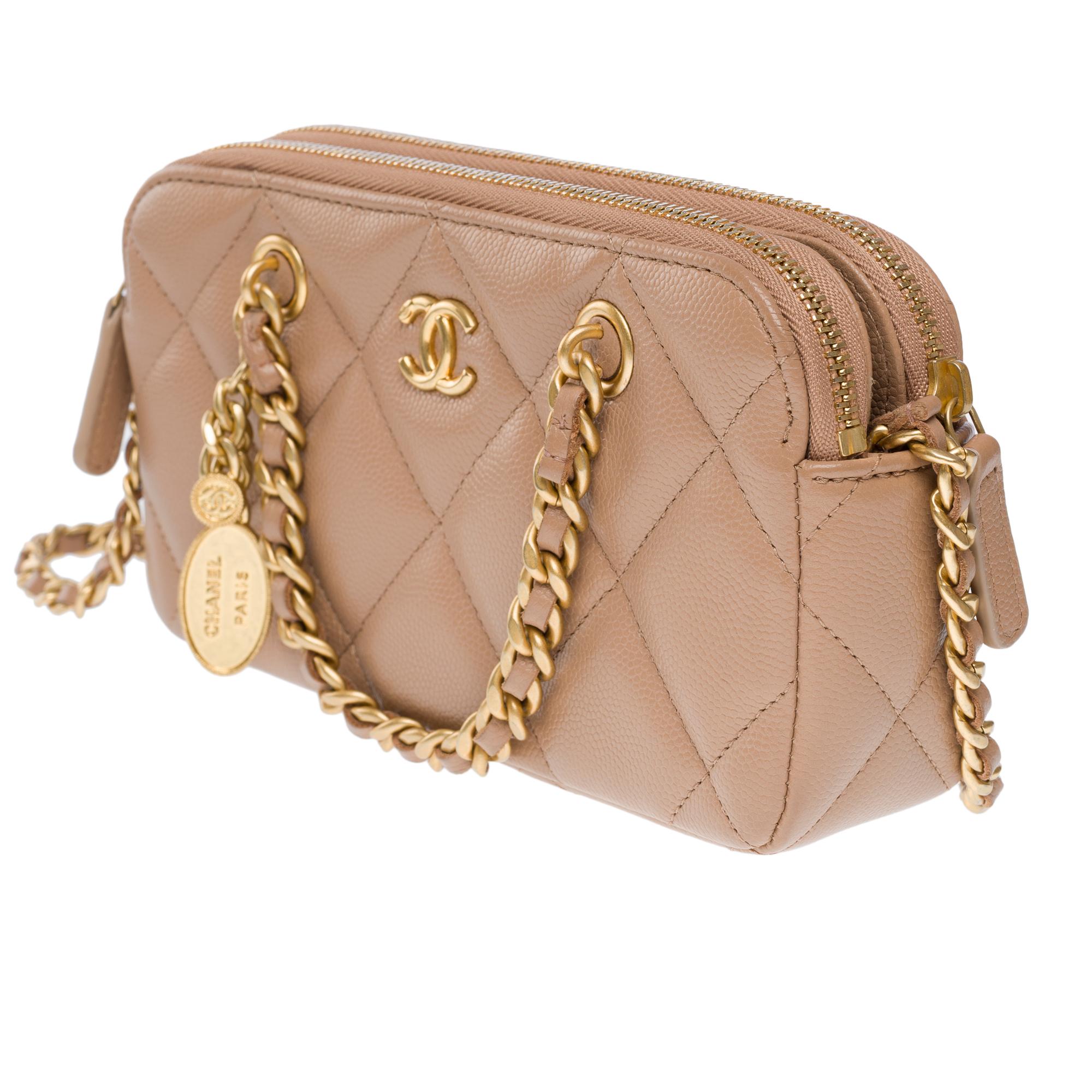 Chanel Wallet on Chain (WOC)  shoulder bag in Beige quilted Caviar leather, MGHW For Sale 2