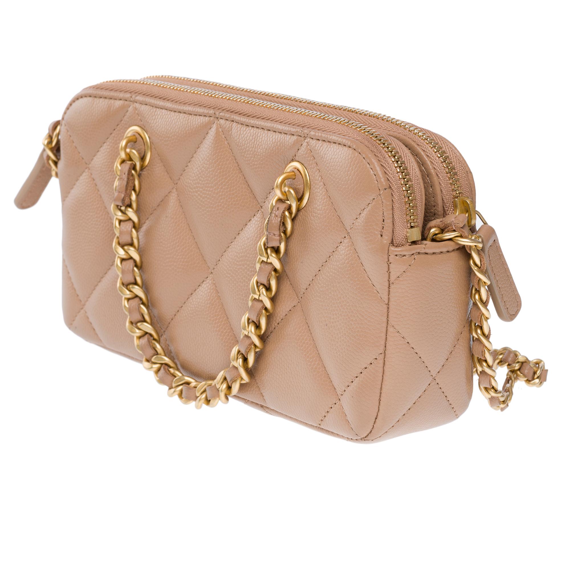 Chanel Wallet on Chain (WOC)  shoulder bag in Beige quilted Caviar leather, MGHW For Sale 3