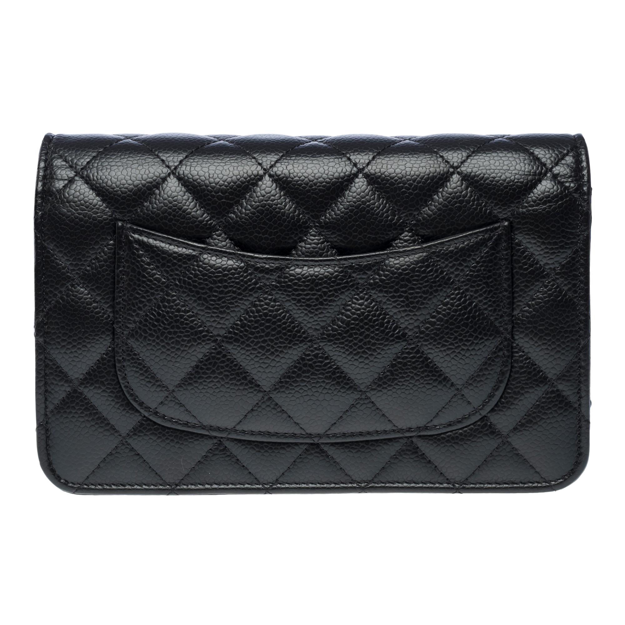 Women's Chanel Wallet on Chain (WOC)  shoulder bag in black Caviar quilted leather, GHW For Sale