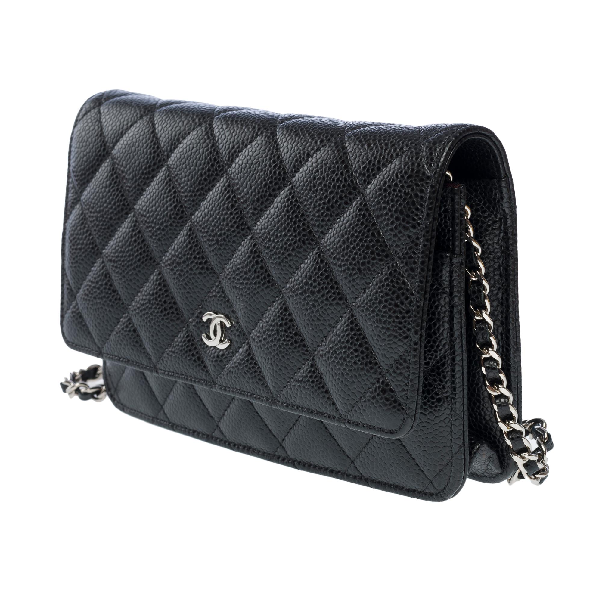 Women's Chanel Wallet on Chain (WOC)  shoulder bag in black Caviar quilted leather, SHW