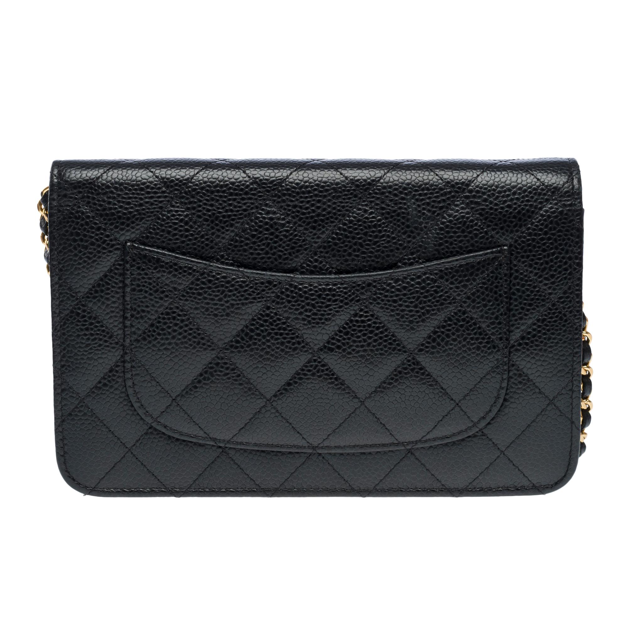 Portefeuille Chanel sur chaîne (WOC)  sac à bandoulière en cuir Caviar matelassé noir, GHW Pour femmes en vente