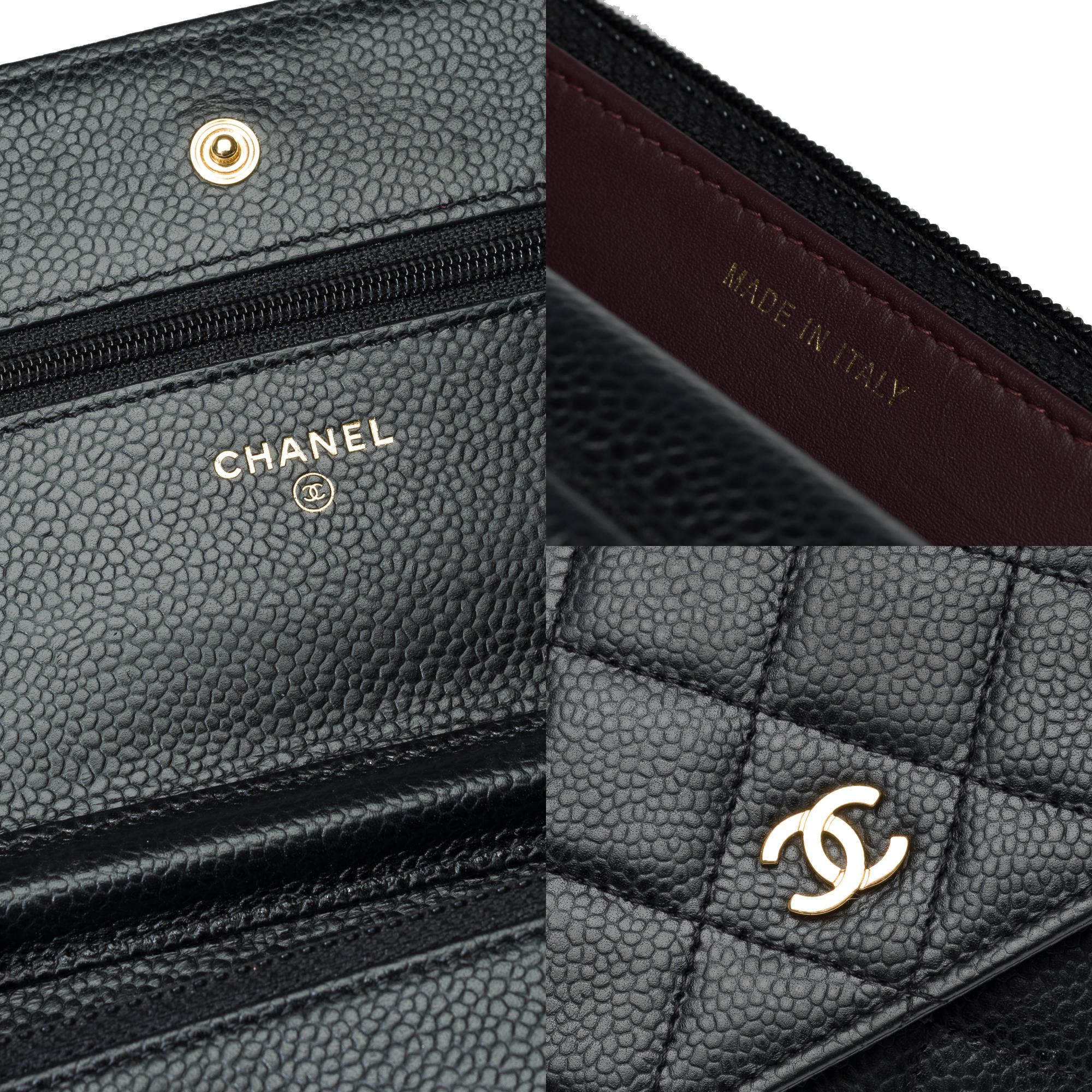 Chanel Wallet on Chain (WOC)  shoulder bag in Black quilted Caviar leather, GHW For Sale 3