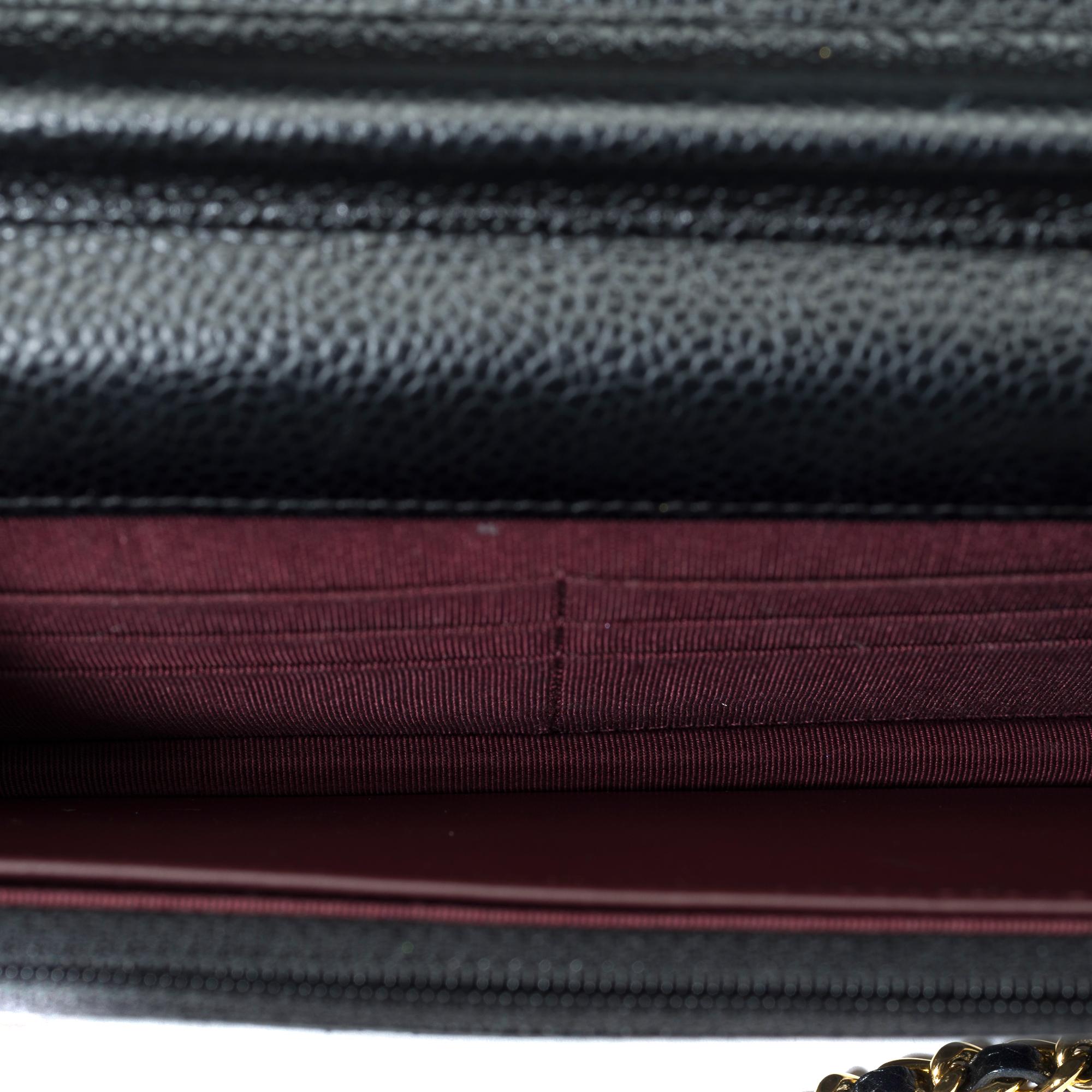 Portefeuille Chanel sur chaîne (WOC)  sac à bandoulière en cuir Caviar matelassé noir, GHW en vente 4