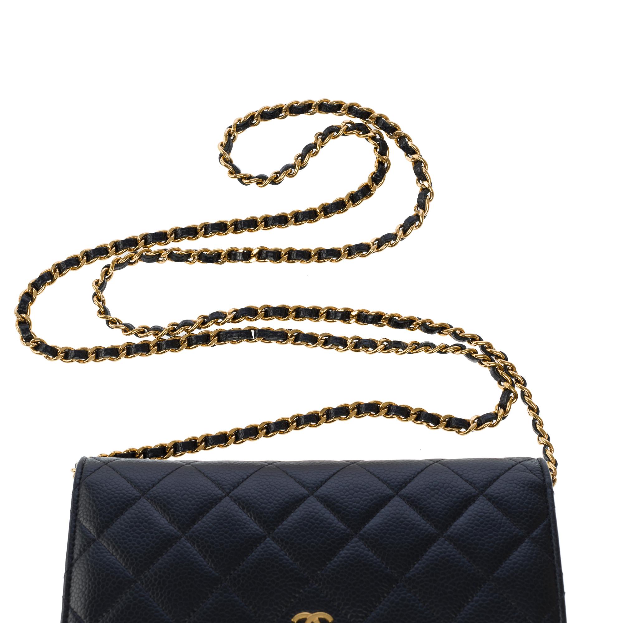 Chanel Wallet on Chain (WOC)  shoulder bag in Black quilted Caviar leather, GHW For Sale 5