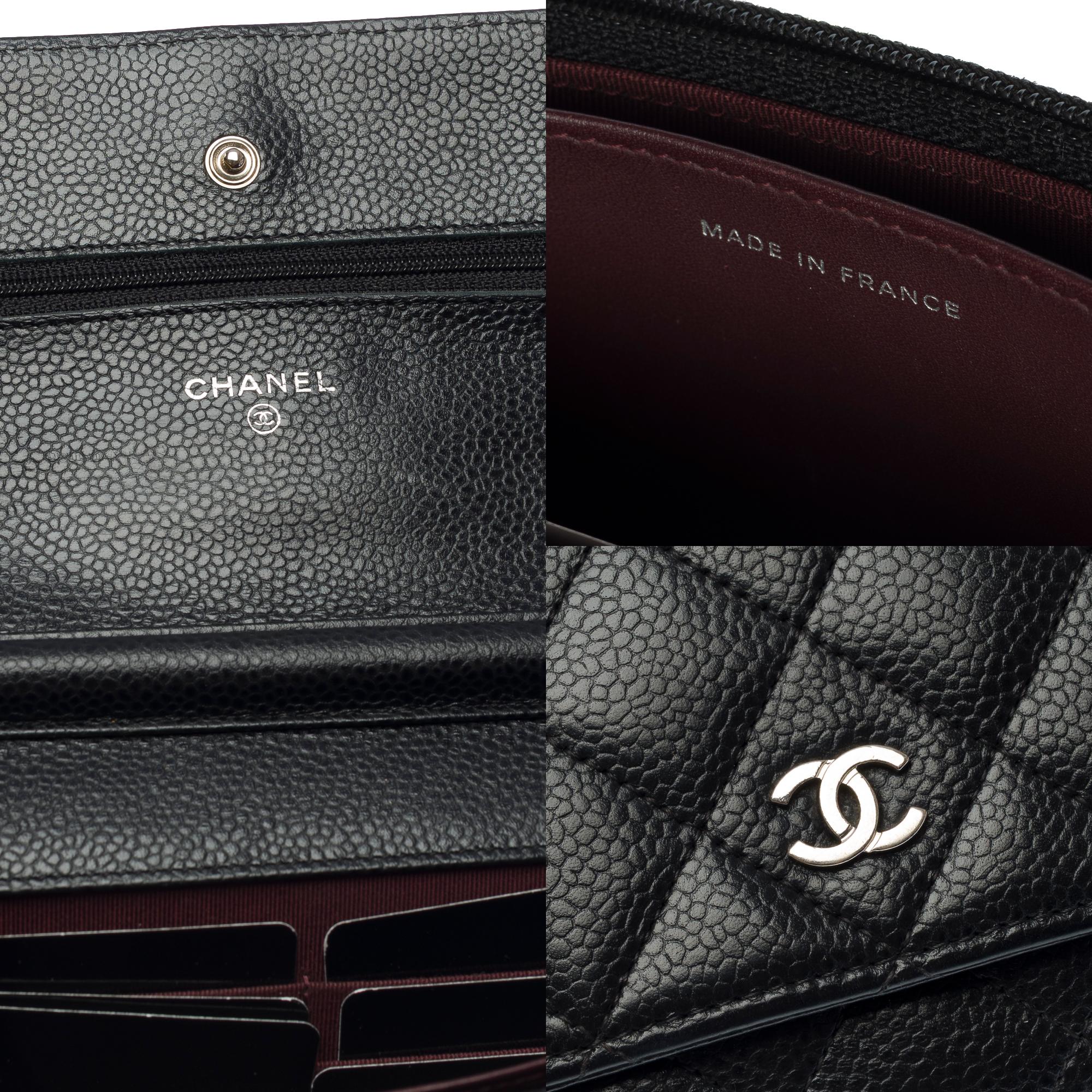 Women's Chanel Wallet on Chain (WOC)  shoulder bag in Black quilted Caviar leather, PHW For Sale