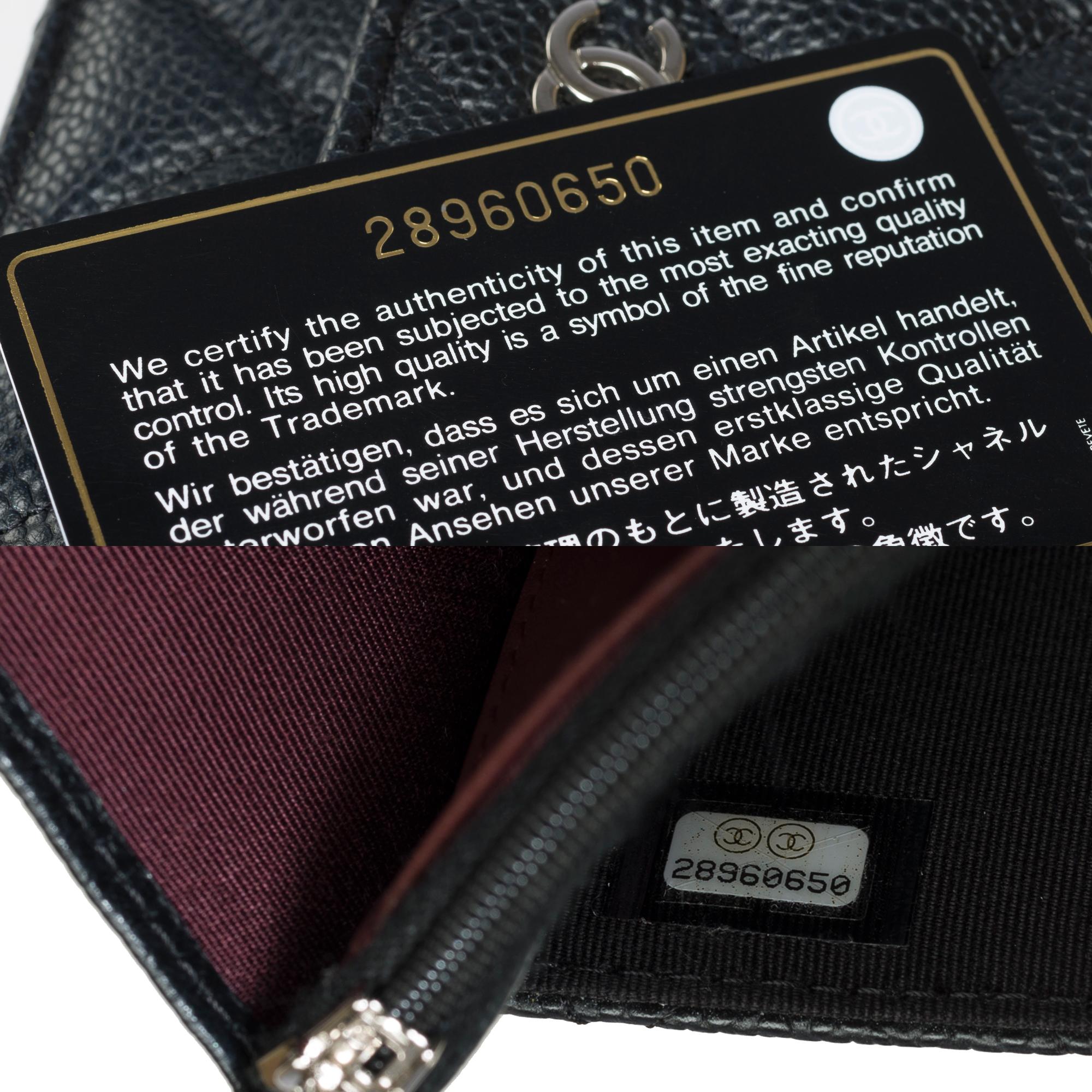 Chanel Portemonnaie an Kette (WOC)  Umhängetasche aus schwarzem gestepptem Kaviarleder, SHW im Angebot 4