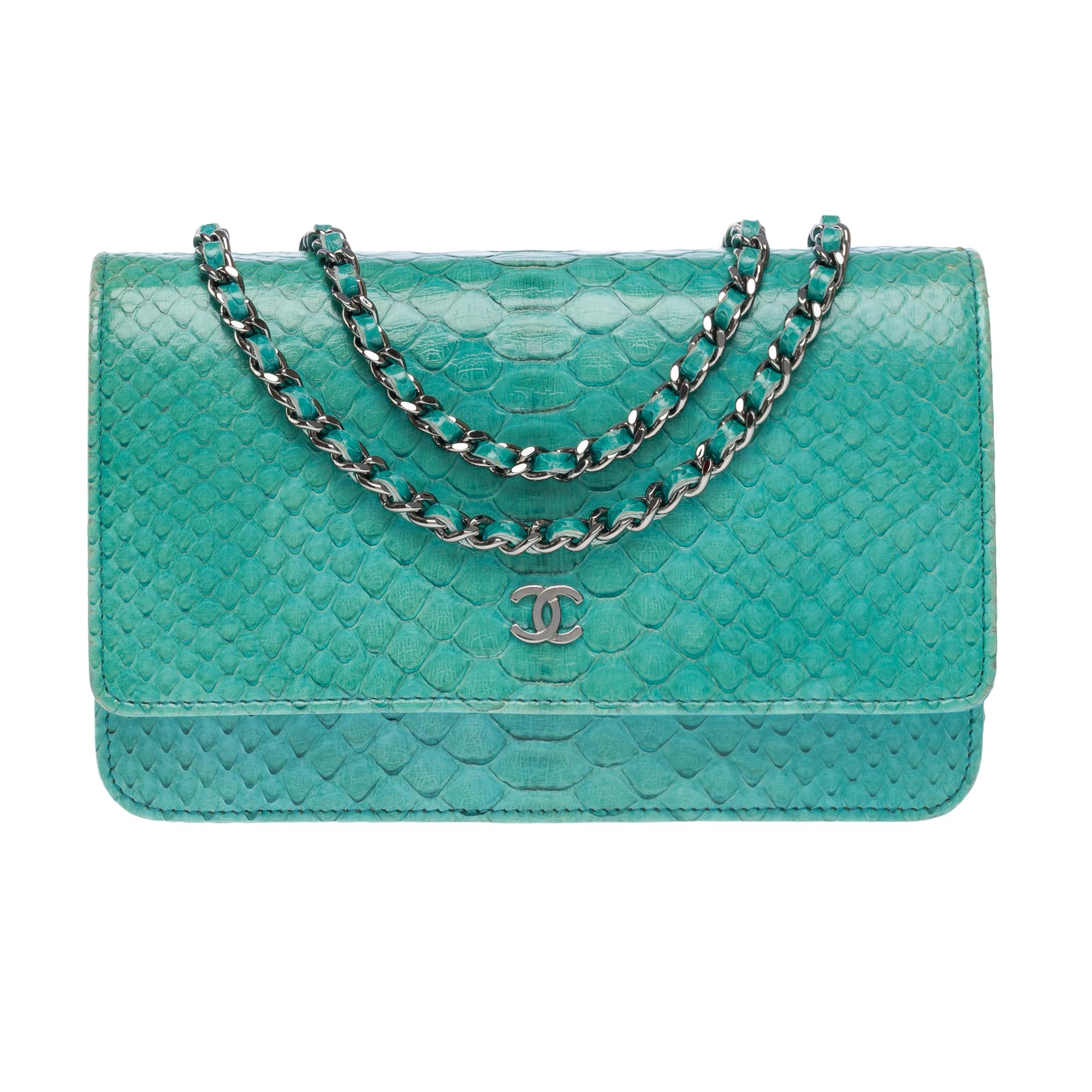 Women's Chanel Wallet on Chain (WOC)  shoulder bag in Turquoise Blue Python leather, SHW