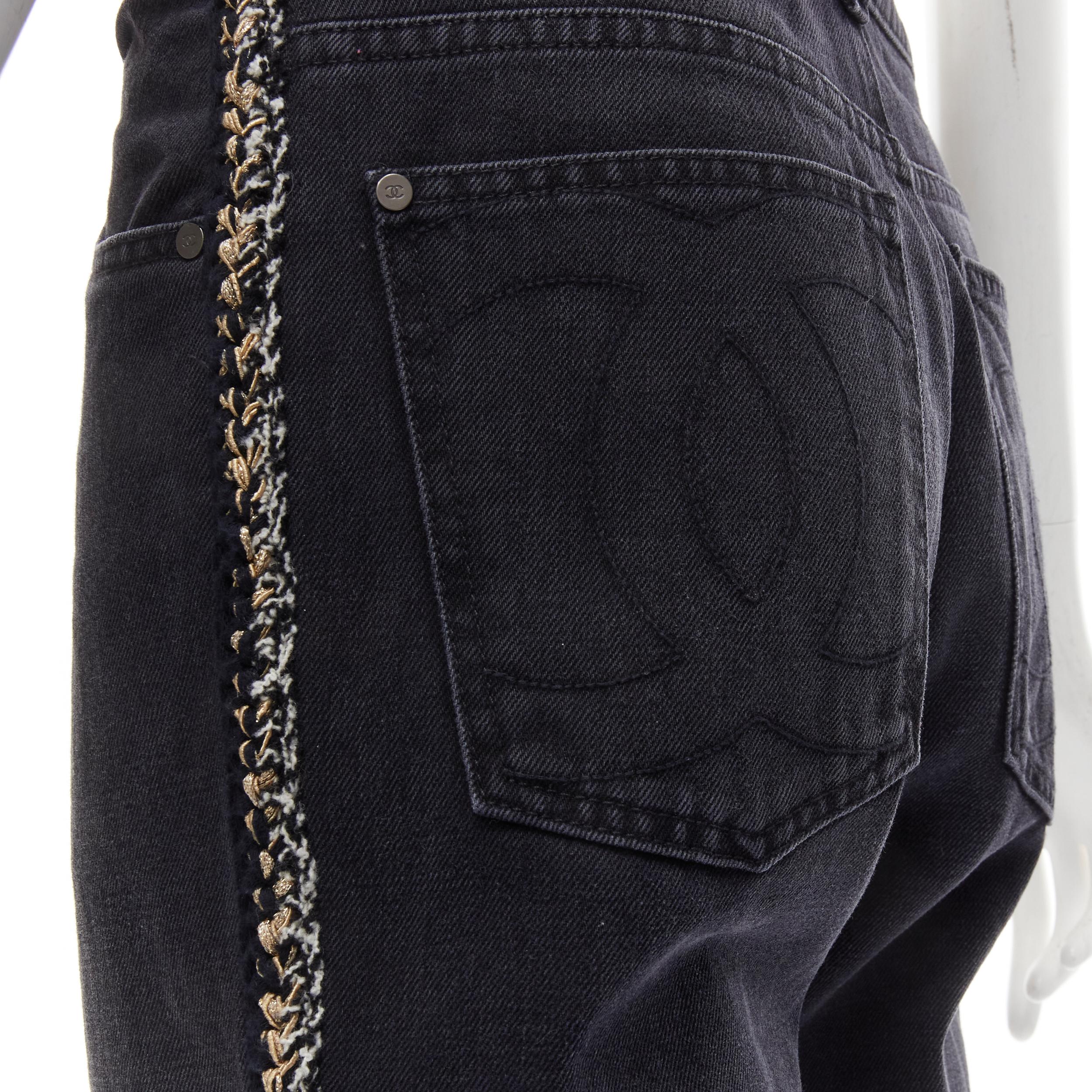 Black CHANEL washed black denim braided tweed trim CC pocket cropped jeans FR38 M For Sale