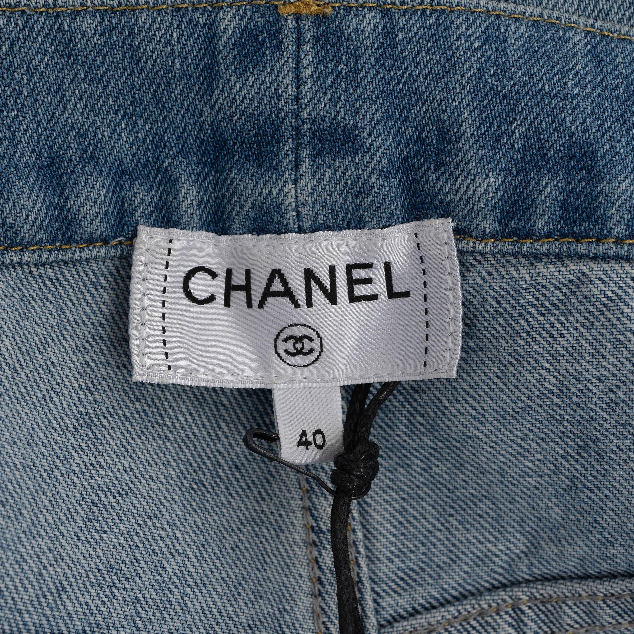 CHANEL washed blue cotton 23A DAKAR SEQUIN WIDE JEANS Pants 40 M For Sale 2