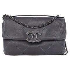 Chanel Washed Calfskin Quilted Hamptons Clutch Black Mini