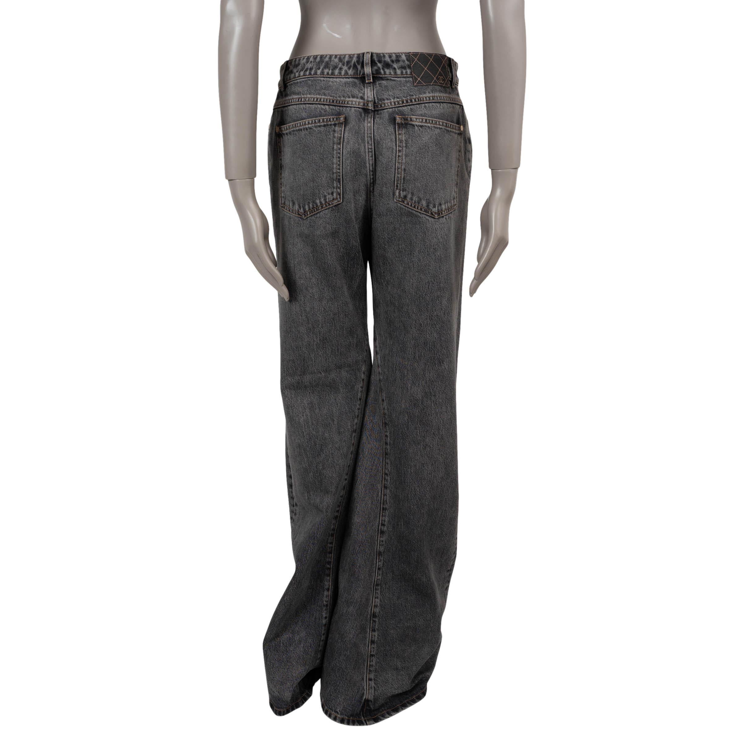 Black CHANEL washed grey cotton 23B WIDE FLARED JEANS Pants 40 M For Sale