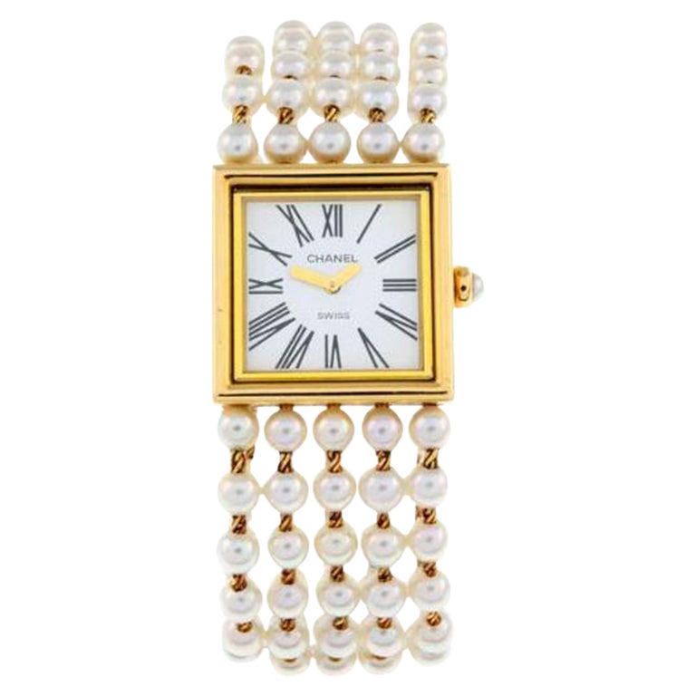 Chanel Uhr, 18 Karat Gelbgold und Perlen
Mademoiselle
, Damen