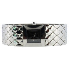 Chanel Uhr. Genuine Matelasse Damen Quarz-Armbanduhr Gestepptes Armband