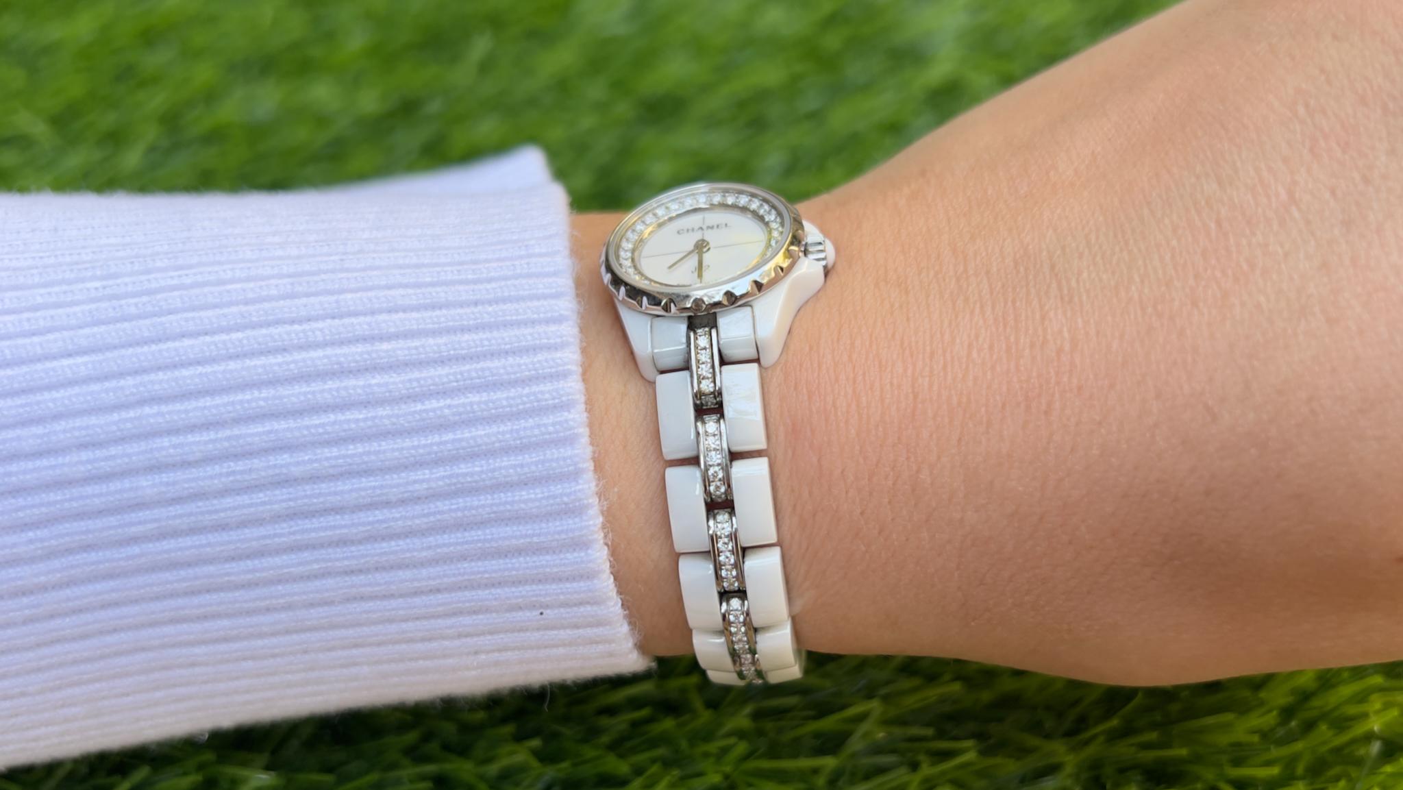 Modern Chanel Watch J12 XS White Ceramic Diamonds Steel