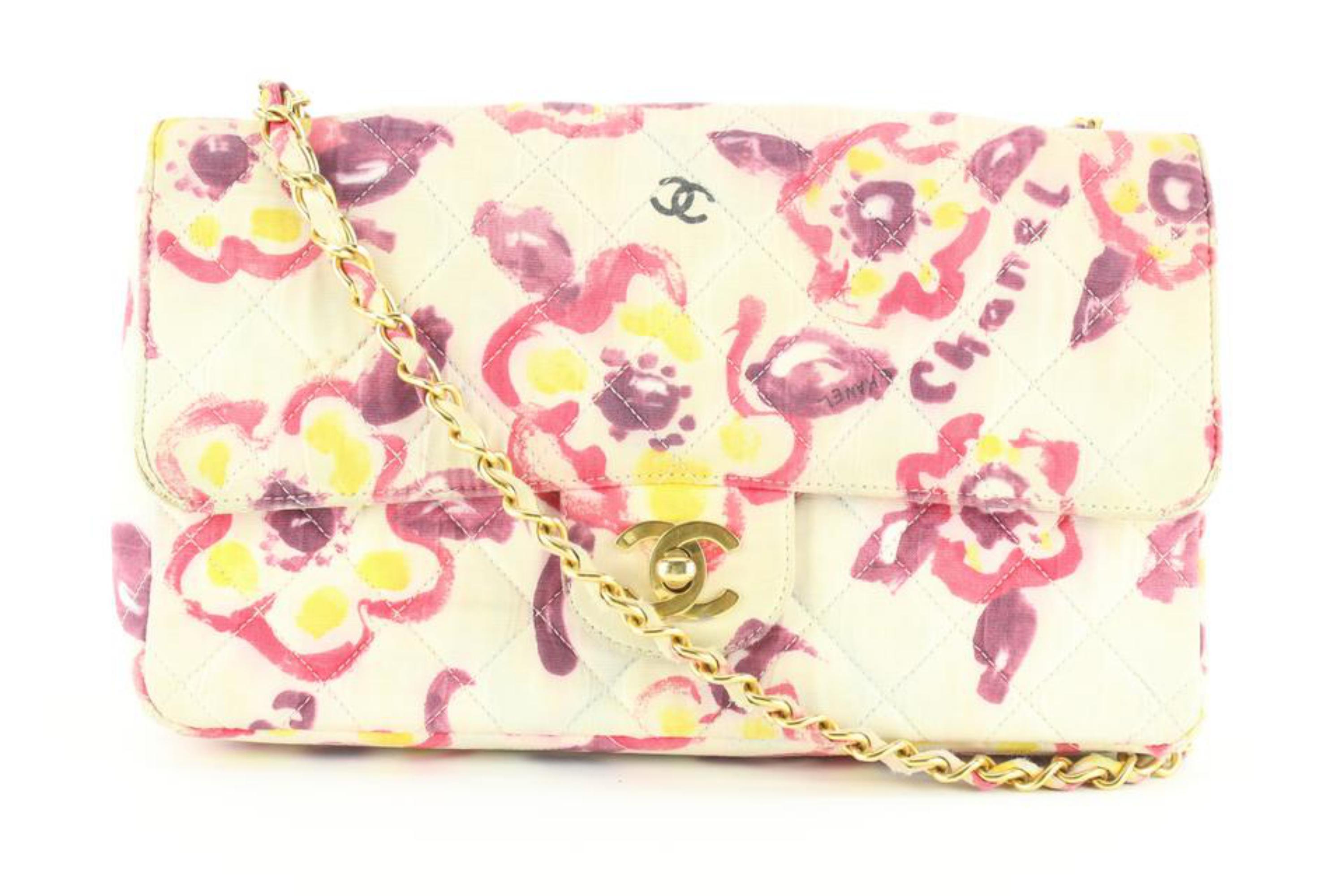 Chanel Watercolor Floral Quilted Medium Classic Flap 2CC1025 In Good Condition For Sale In Dix hills, NY